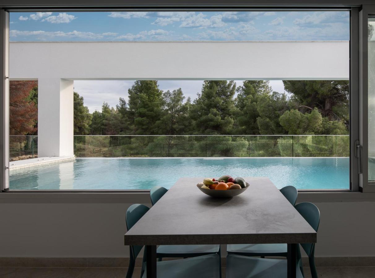 Nikiti Botanic Pool Suites Luaran gambar